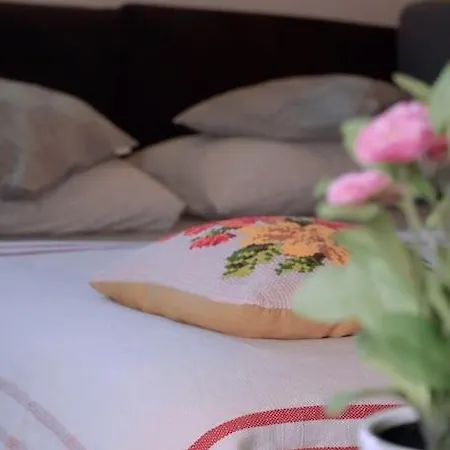 Апартаменты Romantik With Self-check-in *